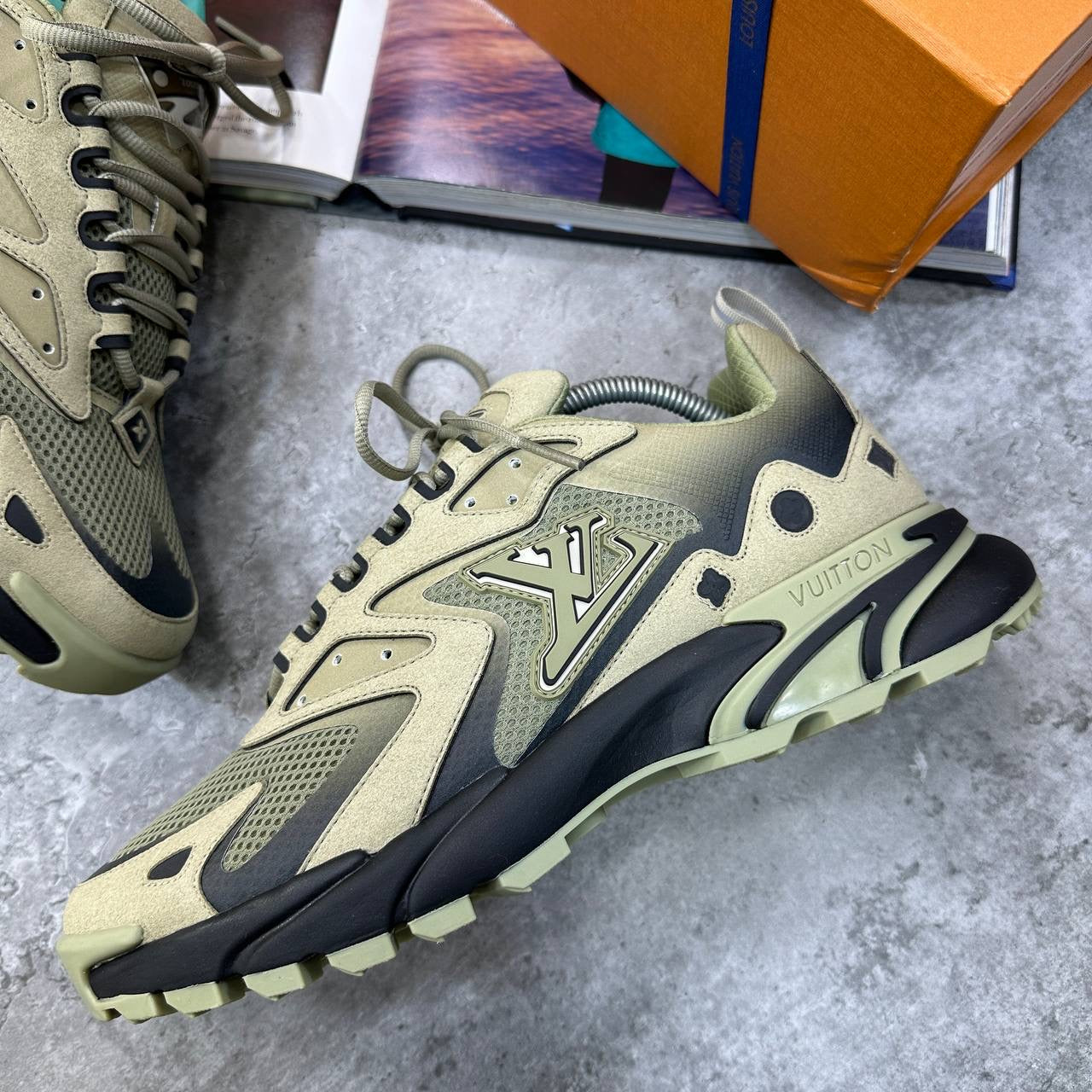 LVE TRAINER -BLACK|GREEN