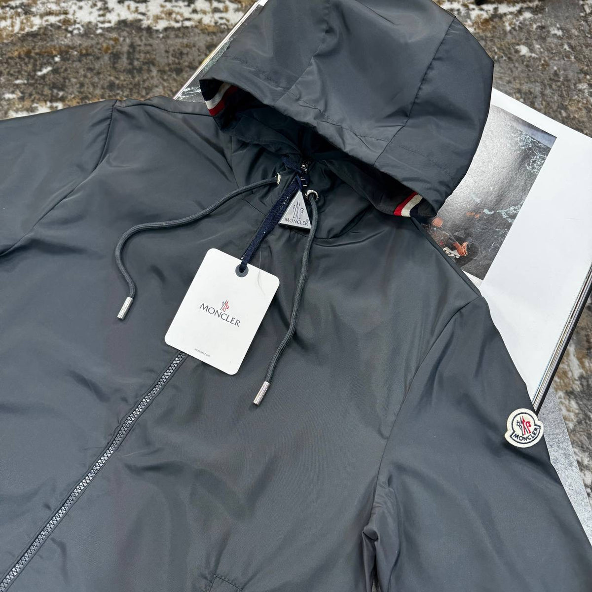 MNLR JACKET WITH  HOOD STRIPS DARKGREY
