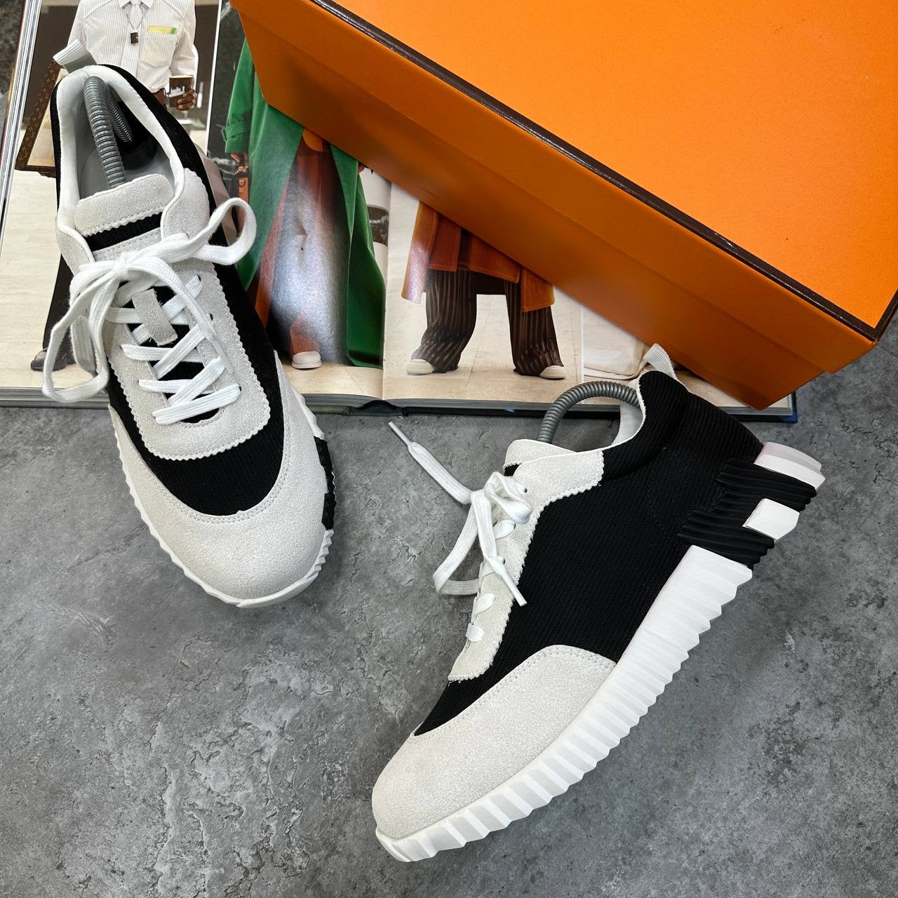 HRMS BOUNCING TRAINERS BLACK|WHITE