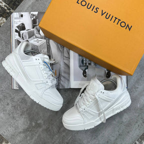 L.ve TRAINER - WHITE