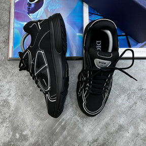 B-30 TRAINER-ALL BLACK
