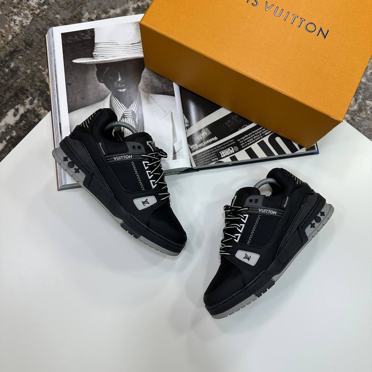 LVE TRAINER - BLACK
