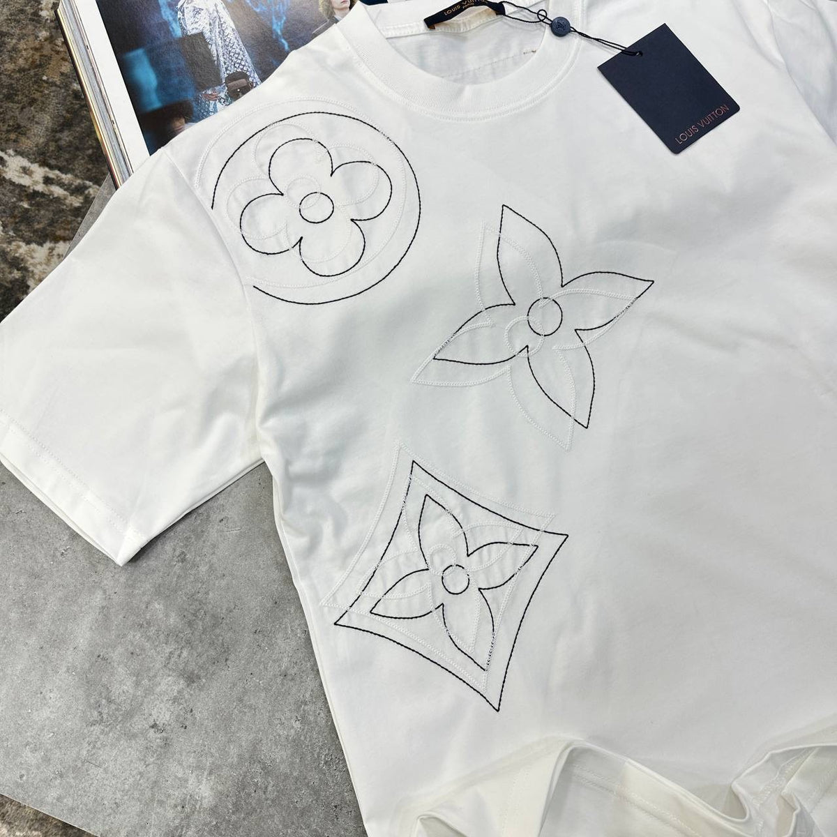LVE TSHIRT-WHITE