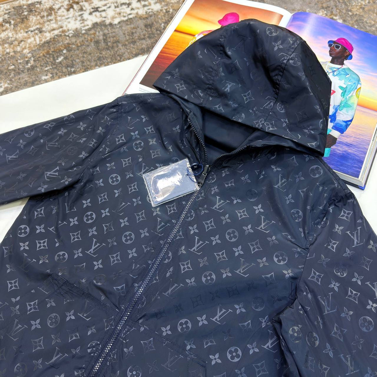 LVE REVERSE ABLE JACKET NAVY
