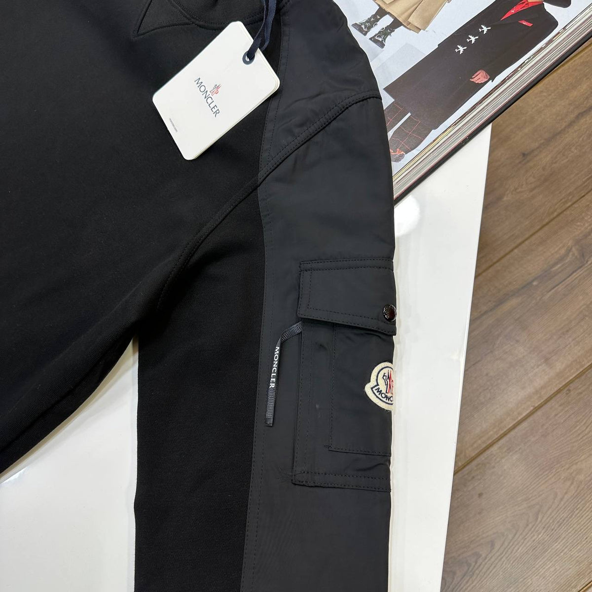 MNCLR SIDE POCKET JUMPER BLACK