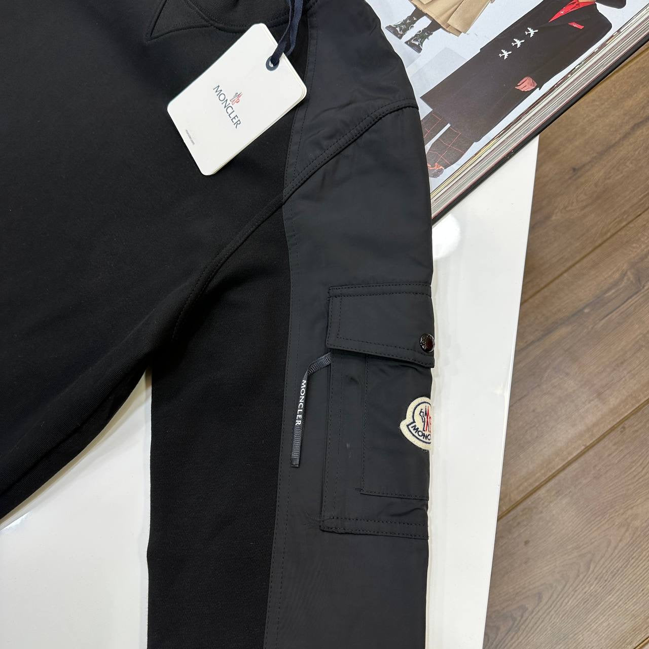 MNCLR SIDE POCKET JUMPER BLACK