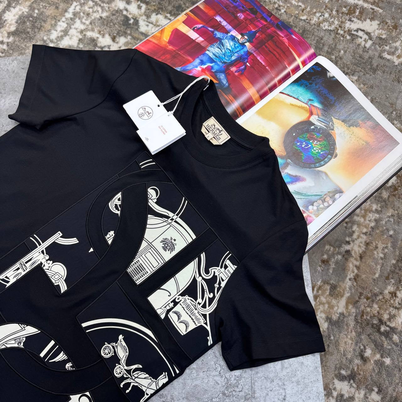 HRMS TSHIRT- BLACK