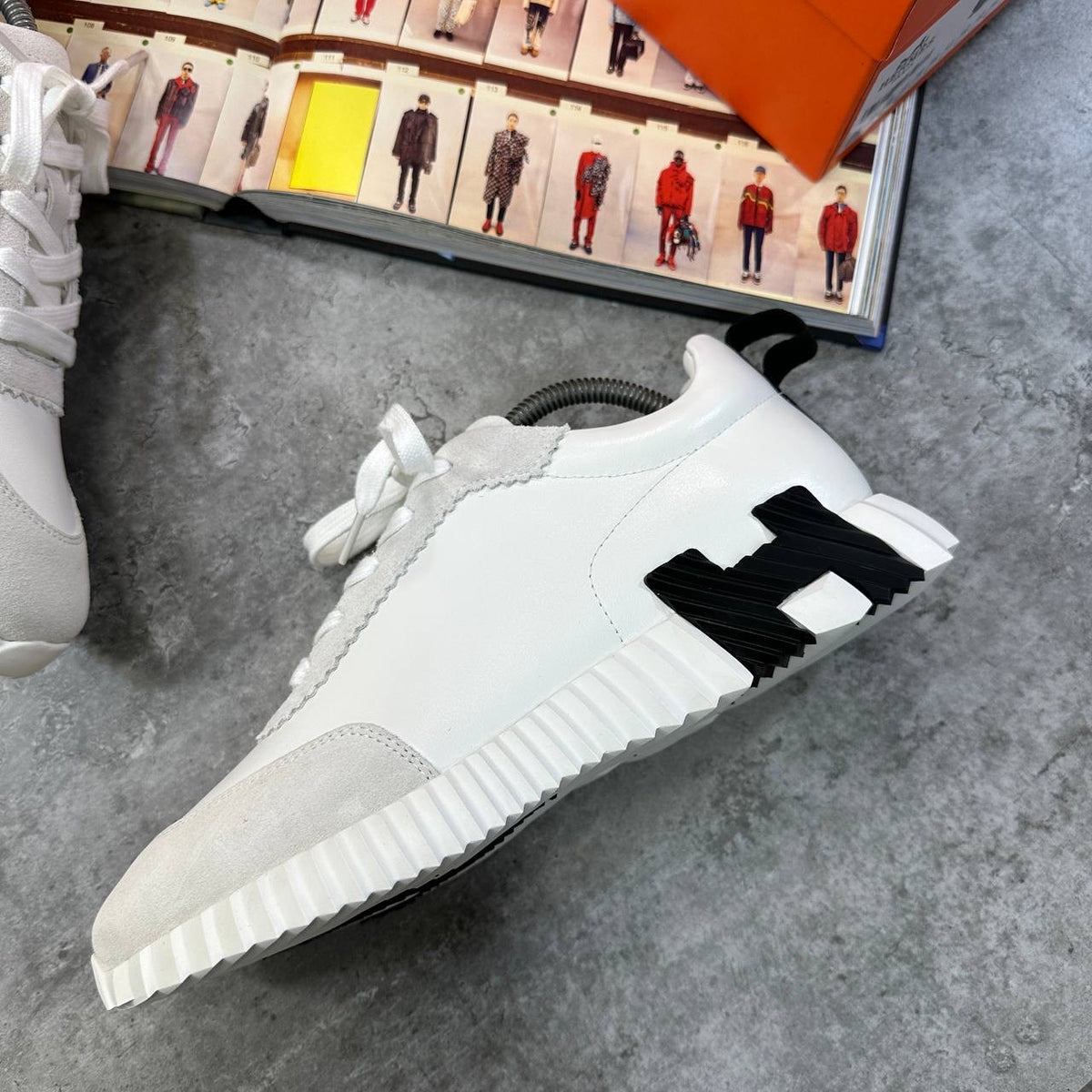 HRMS TRAINER WHITE