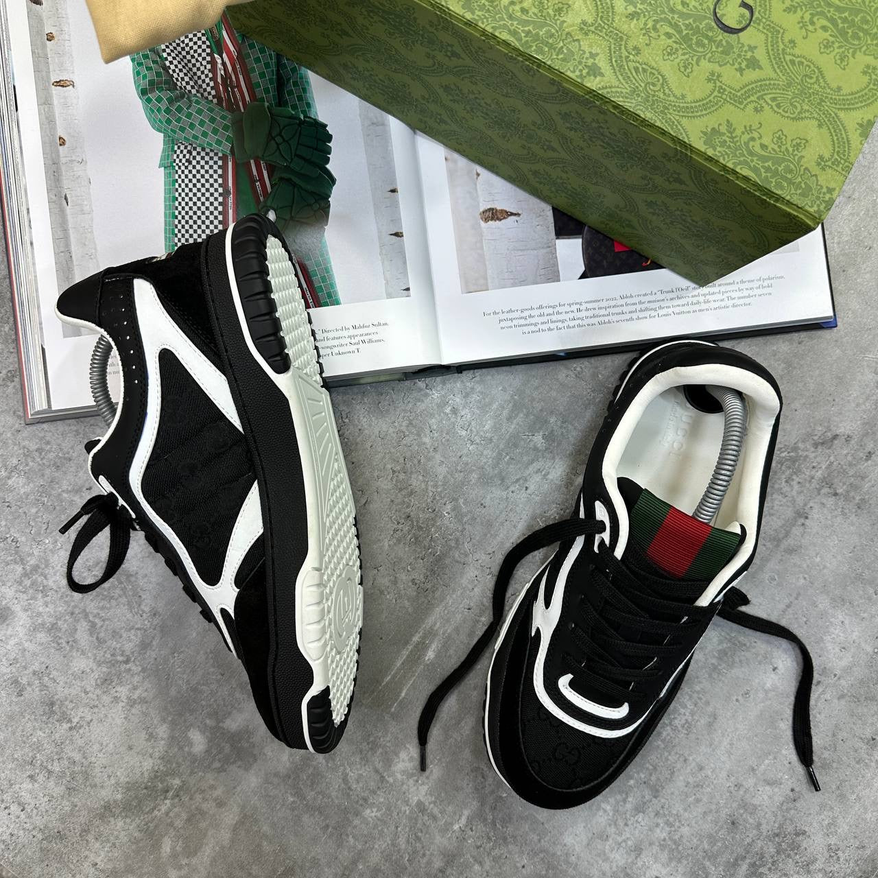 UCI TRAINER WHITE|BLACK