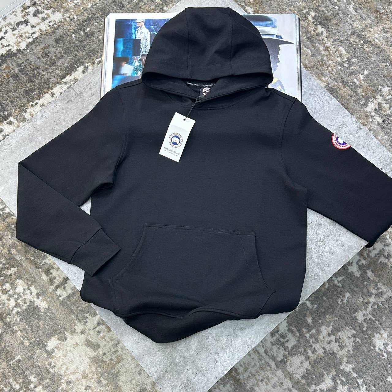 CG SIDE BADGE HOODIE BLACK