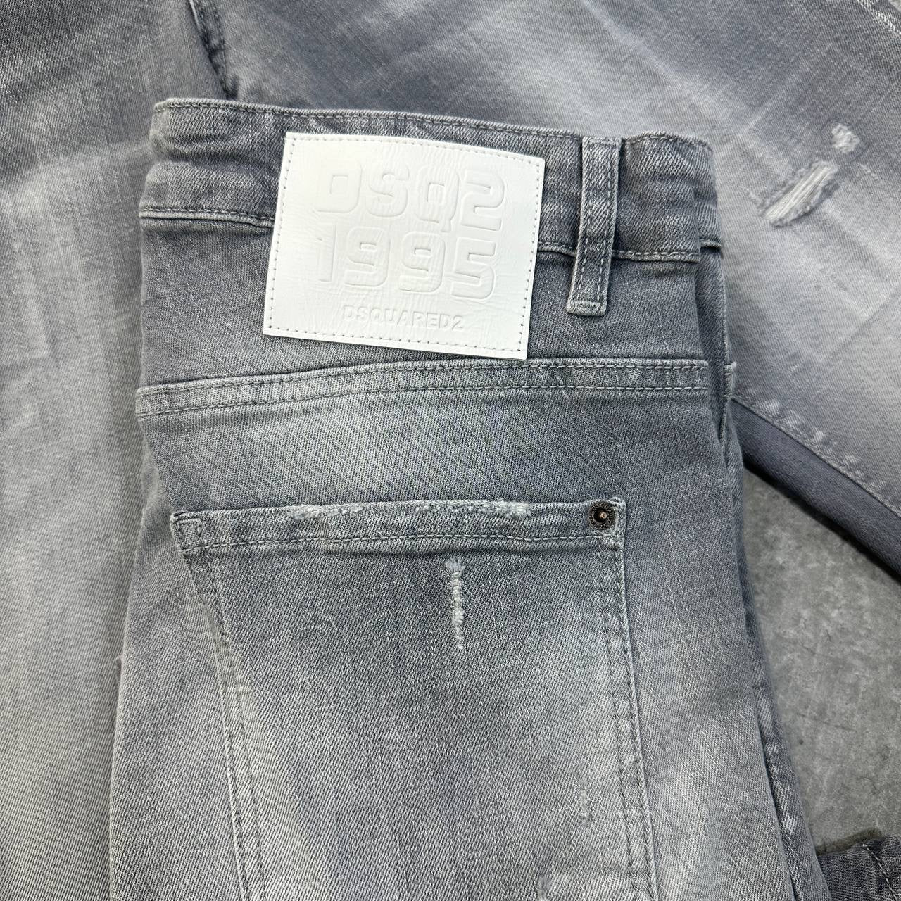 DSQD SLIM FIT JEANS GREY