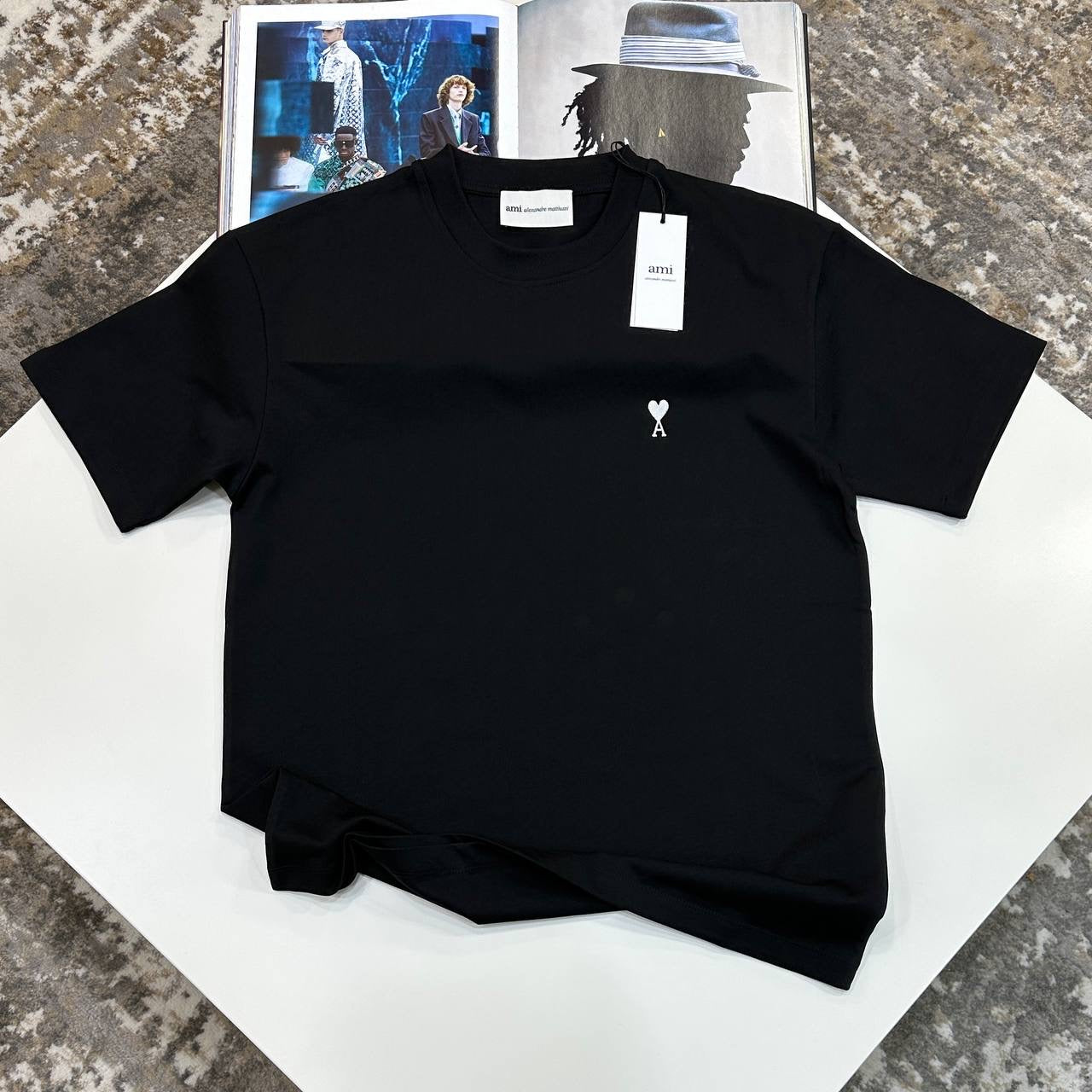 AMMI TSHIRT-BLACK