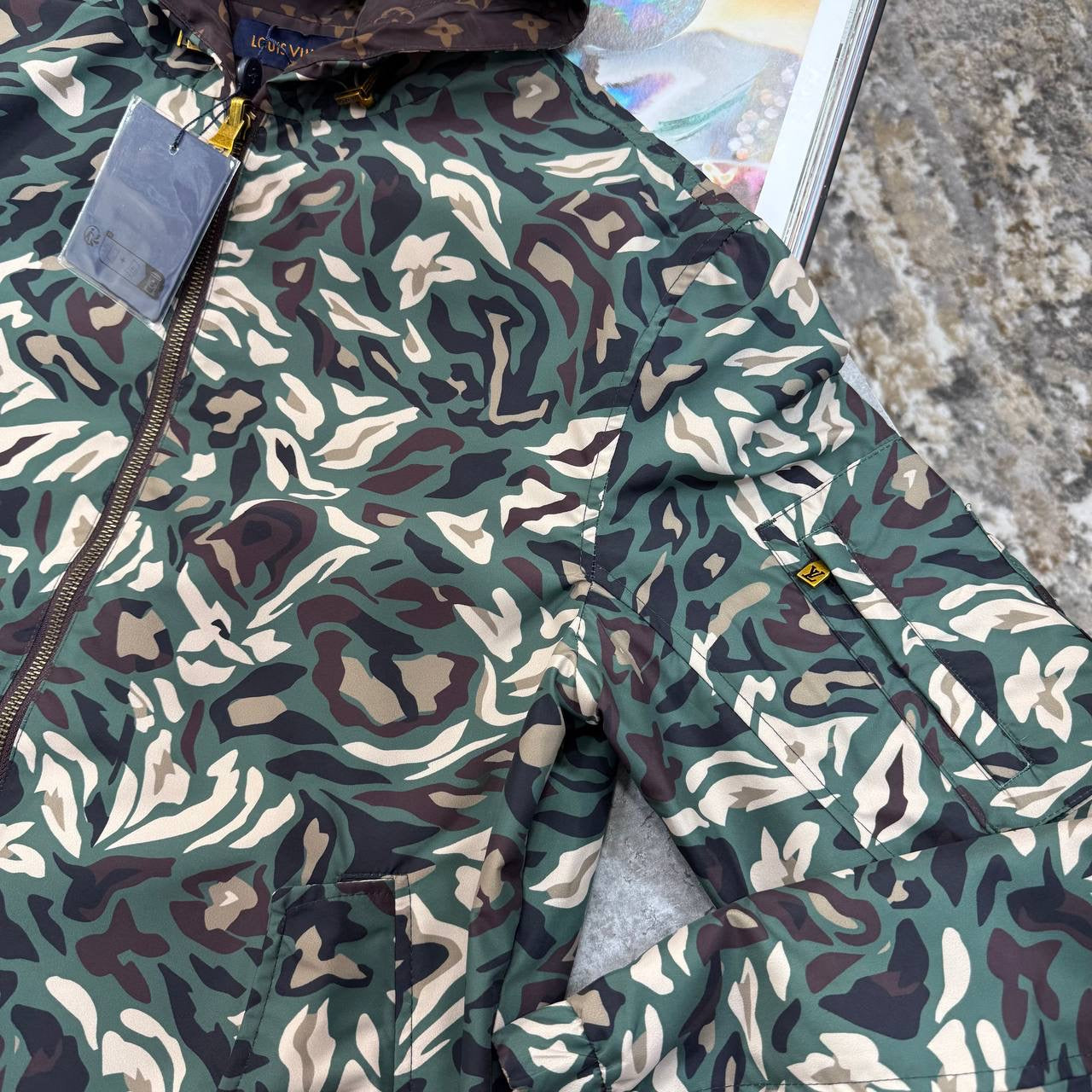 L.V REVERSIBLE JACKET BROWN