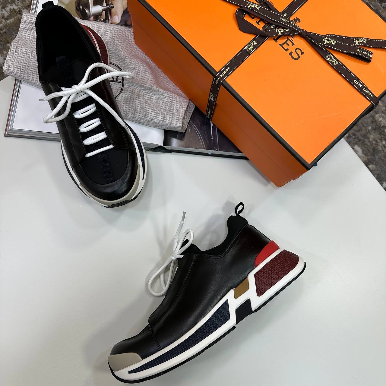 HRMS BOUNCING TRAINERS  BLACK|WHITE