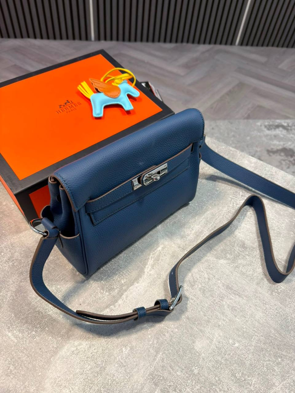HMS MENS BAG NAVY