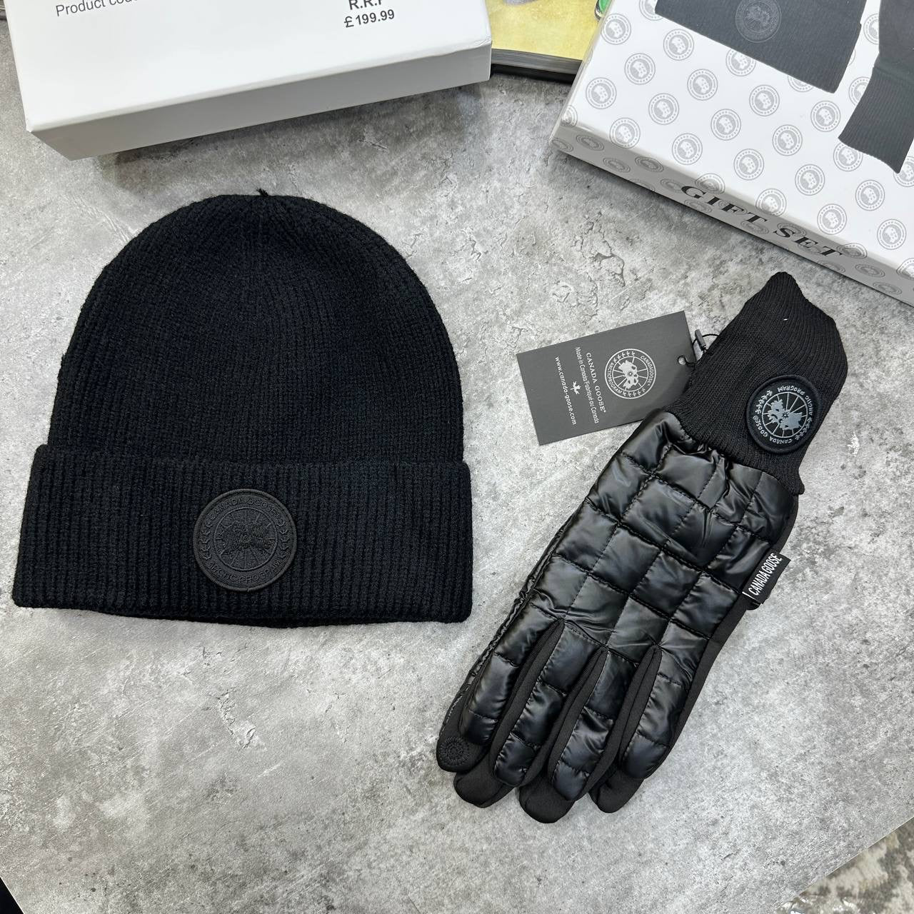 CG BEANIE AND GLOVES WITH BOX