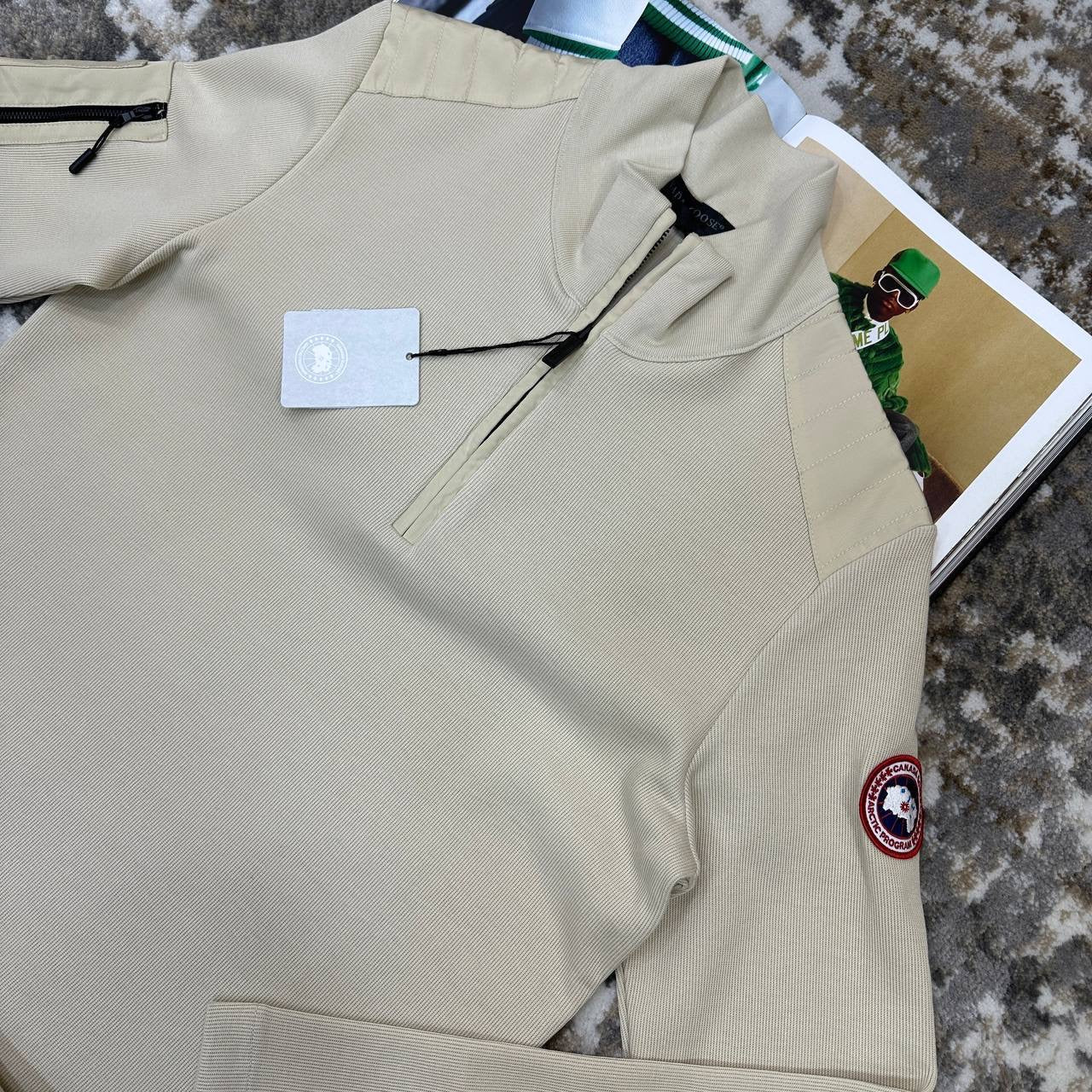 CNDA GOOSE HALF ZIP BEIGE