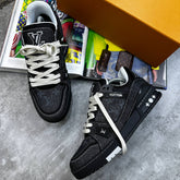 LVE TRAINER -BLACK