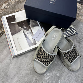 IOR SLIPPERS MENS GREY