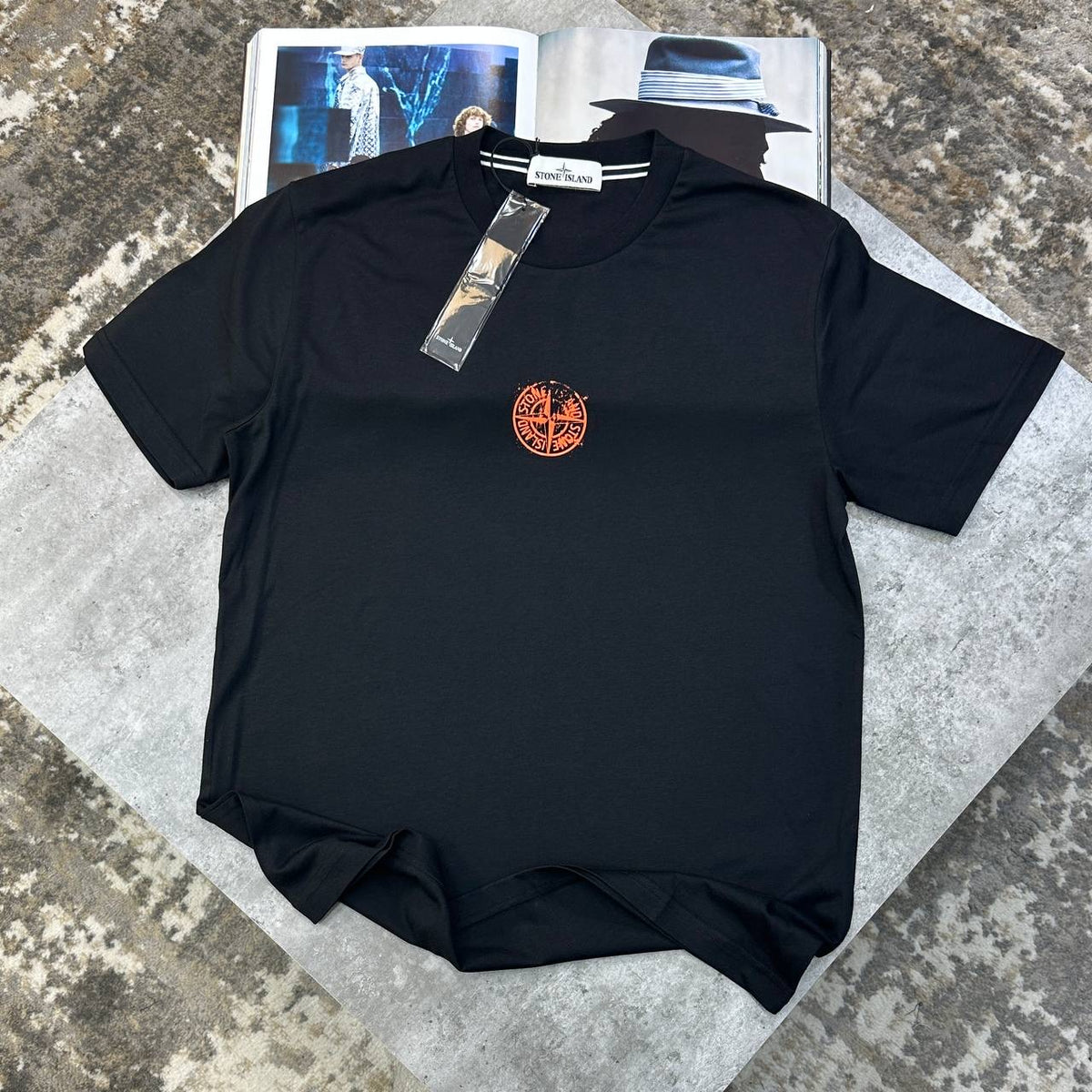 SI BACK BIG LOGO TSHIRT BLACK