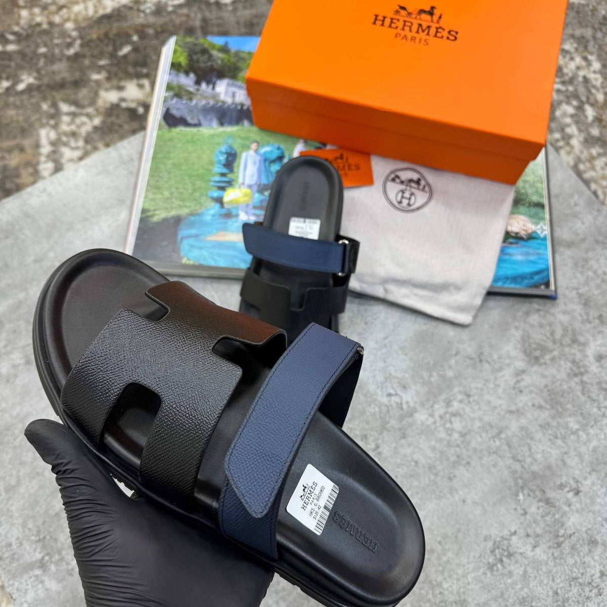 HRMS SLIPPERS MENS BLACK/NAVY