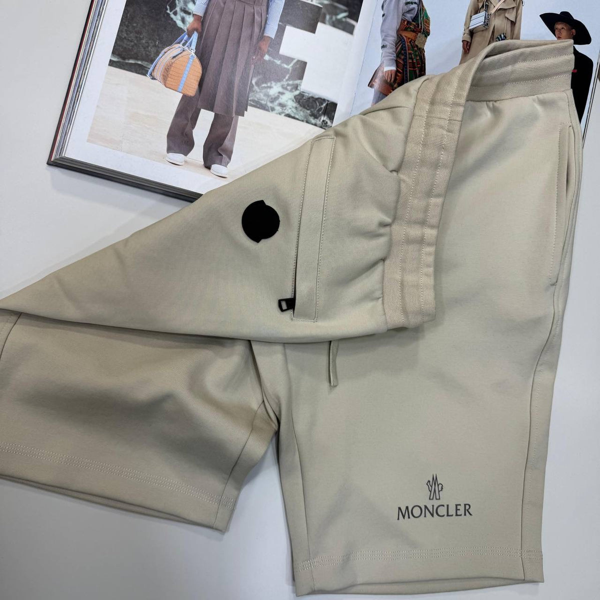 NCLR SHORT BEIGE