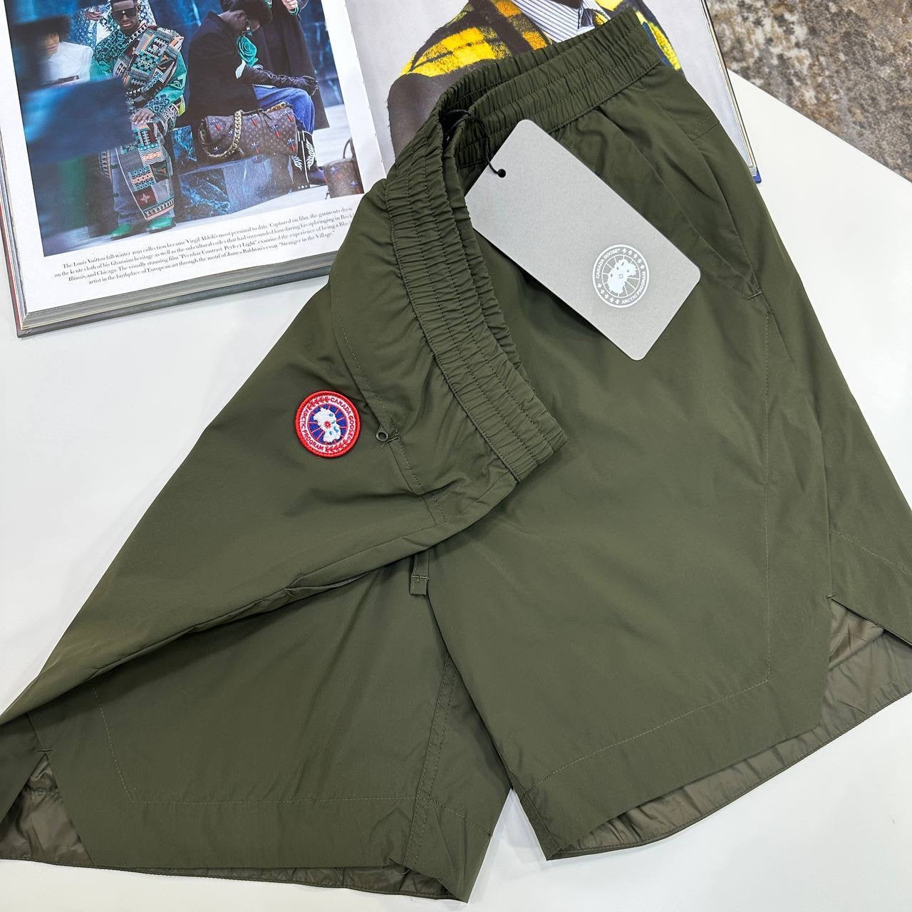 C.G SHORT SET WHITE/KHAKHI