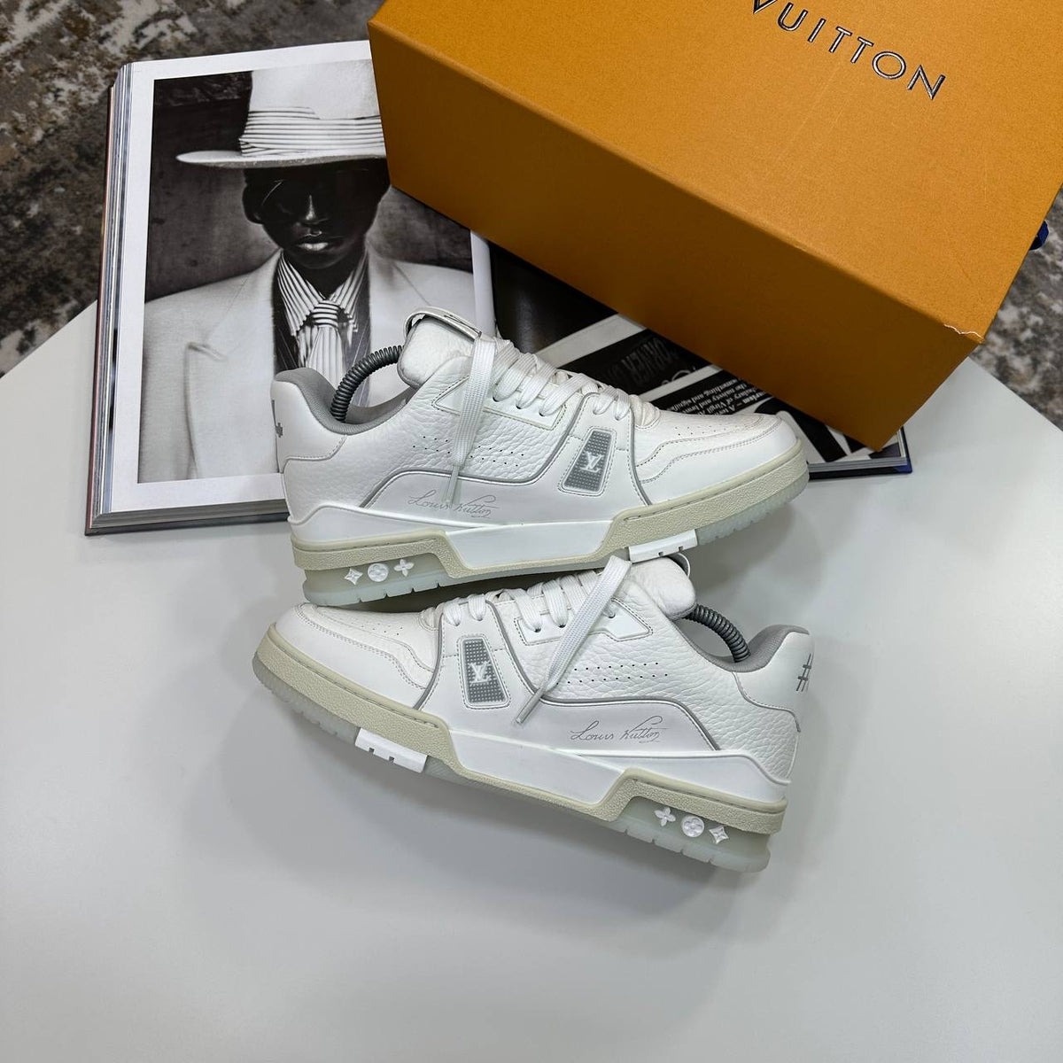 LVE TRAINER - WHITE