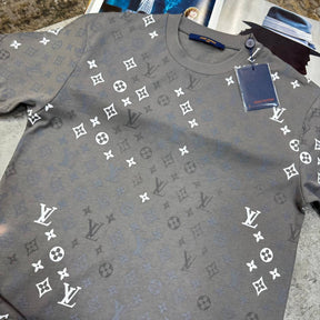 l.V TSHIRT-GREY