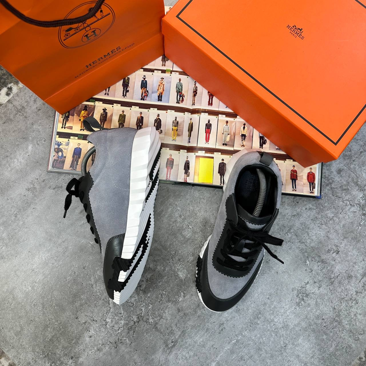 HRMS TRAINER BLACK/GREY