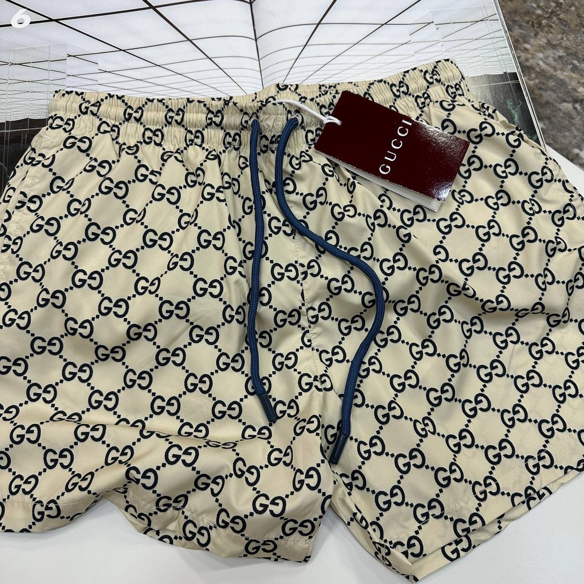 GCI SHORT BEIGE