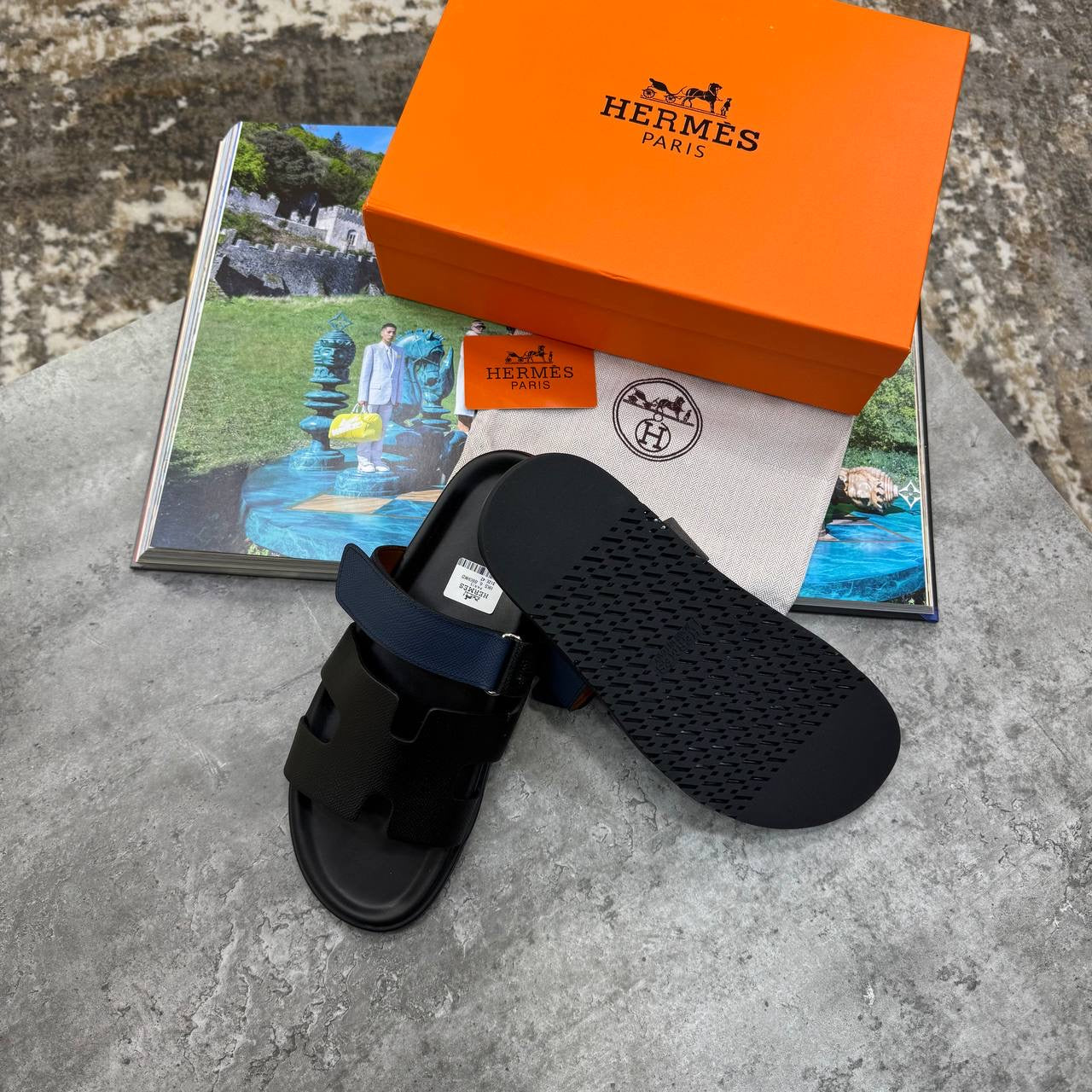 HRMS SLIPPERS MENS BLACK/NAVY