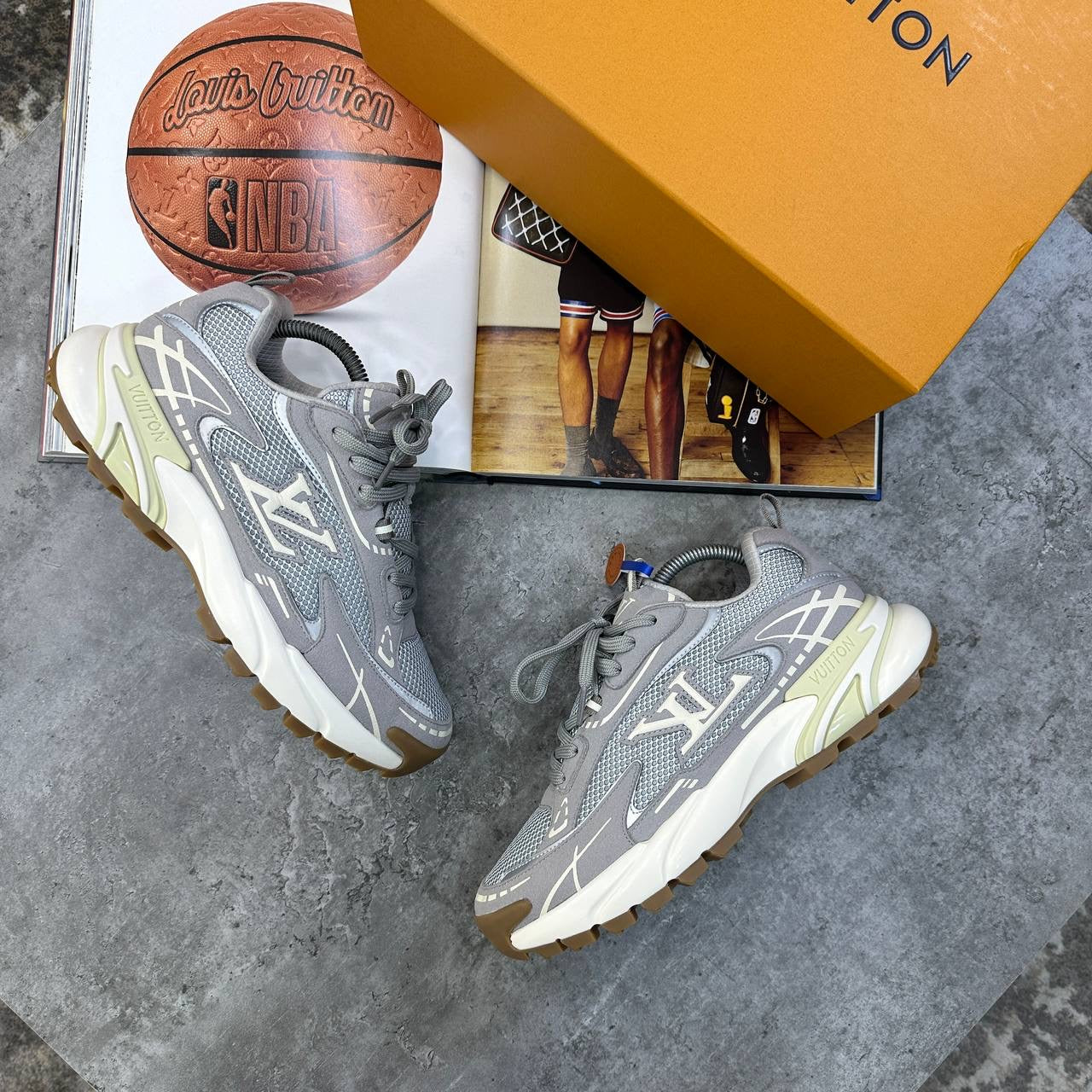 LVE TRAINER GREY|WHITE