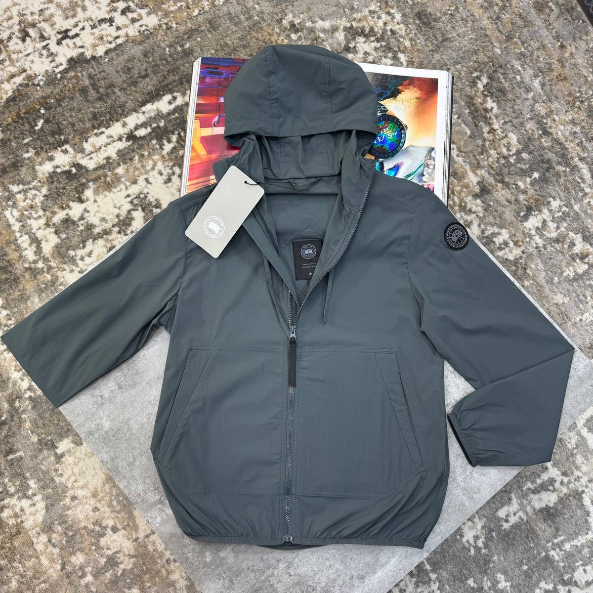 C.G LIGHT WEIGHT JACKET SIDE BLACK BADGE GREY