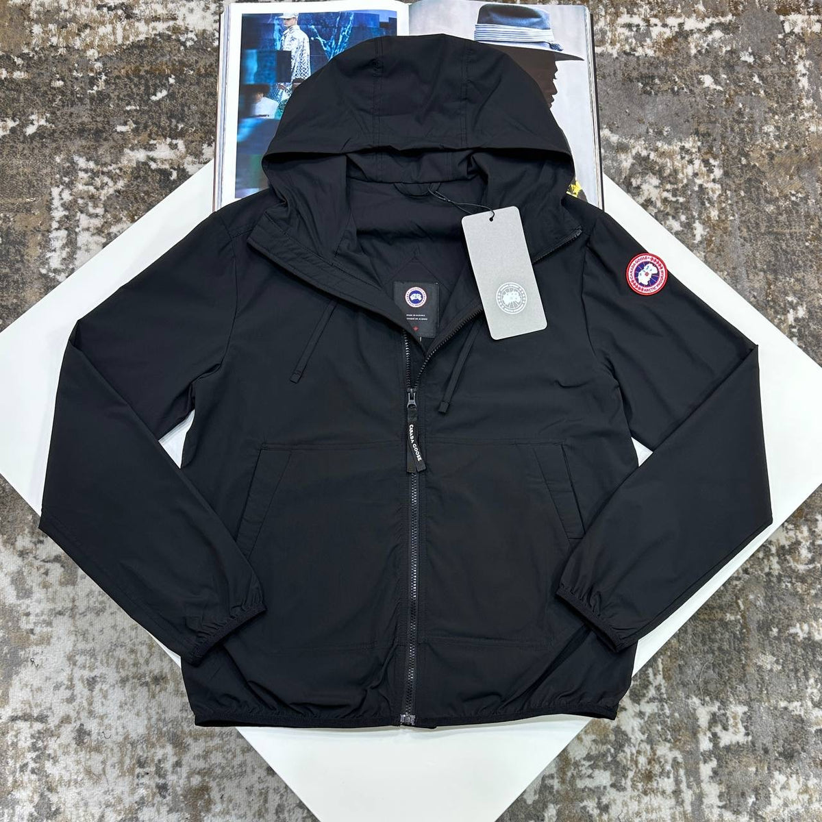 C.G LIGHT WEIGHT JACKET SIDE RED BADGE BLACK