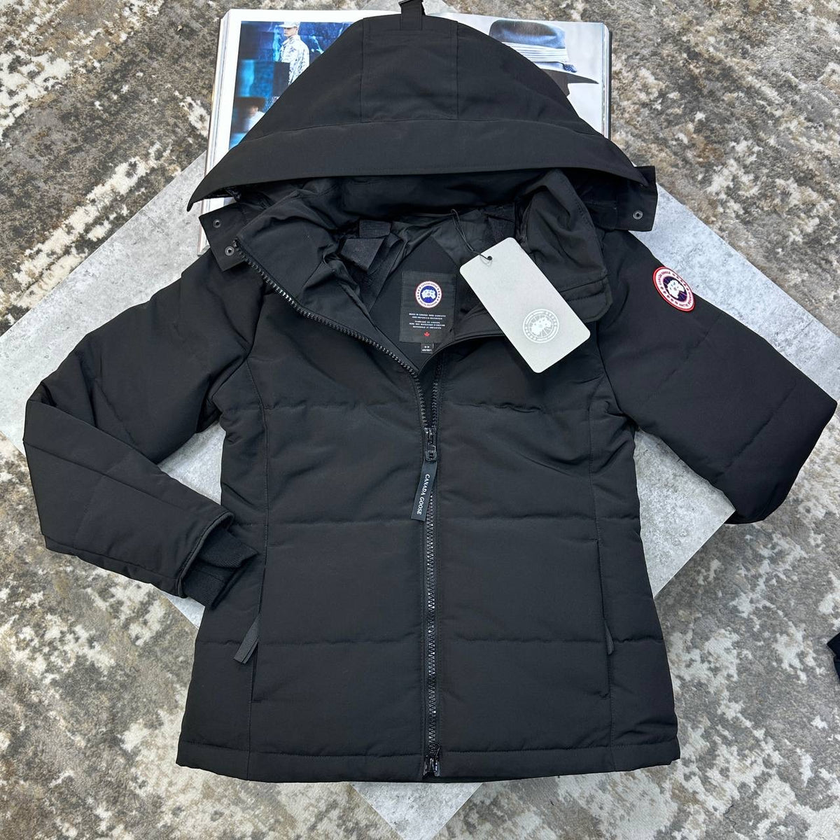 C.G LADIES RED BADGE CHELSEA PARKA JACKET-BLACK