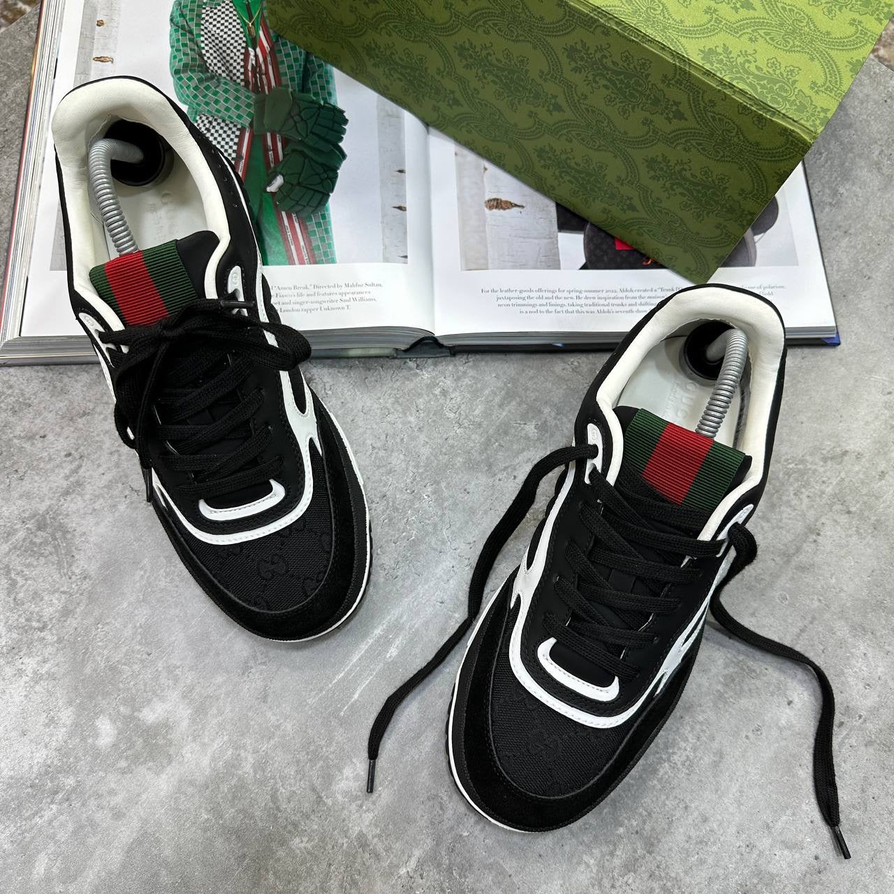 UCI TRAINER WHITE|BLACK
