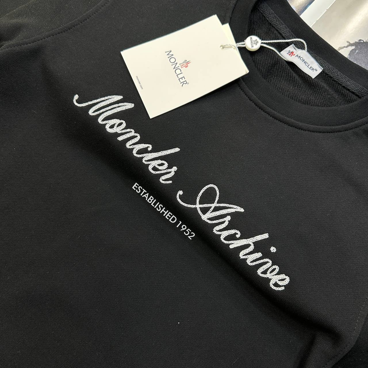 NCLR FRONT WRITTING JUMPER BLACK