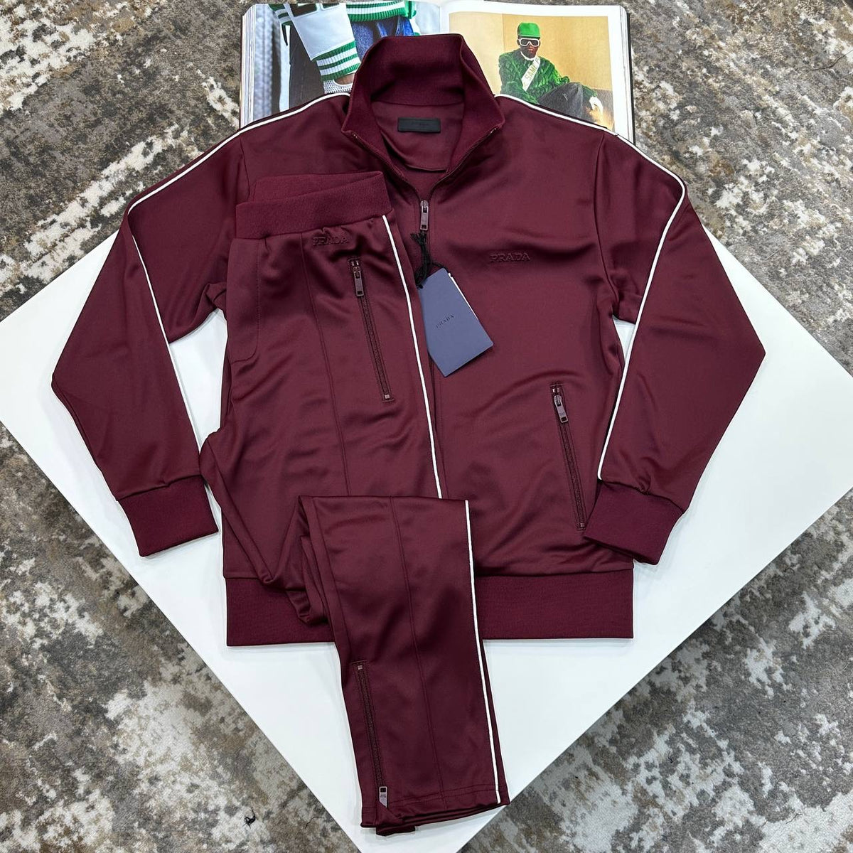 PRDA TRACKSUIT RED
