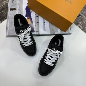 LVE TRAINER - BLACK/WHITE