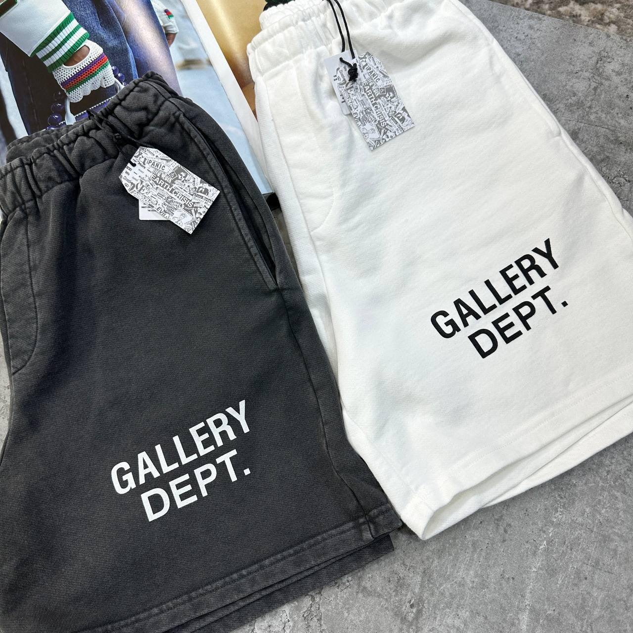 GLRY SHORTS WHITE