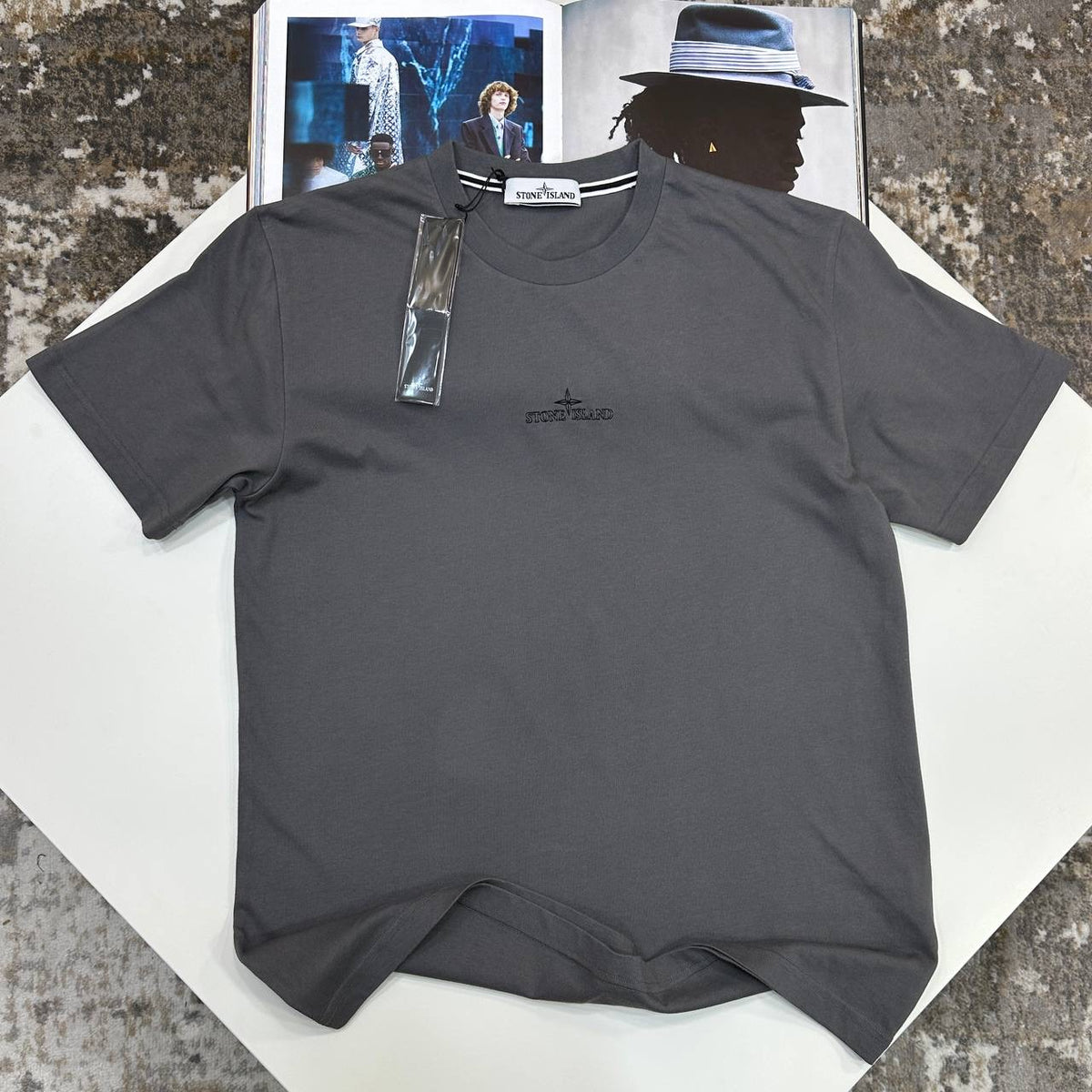 STNE ISLND BACK BIG LOGO TSHIRT-GREY
