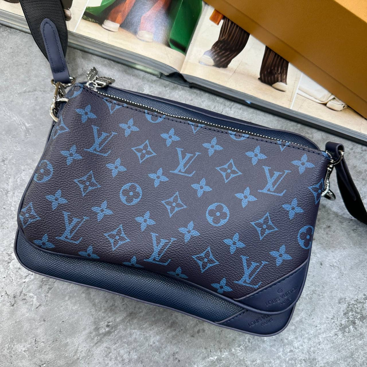 LVE TRIO BAG NAVY