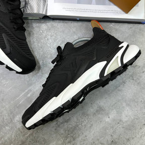 LVE TRAINER - BLACK/WHITE