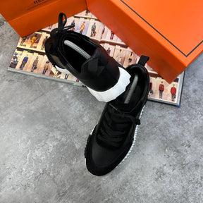 HRMS TRAINER BLACK/WHITE