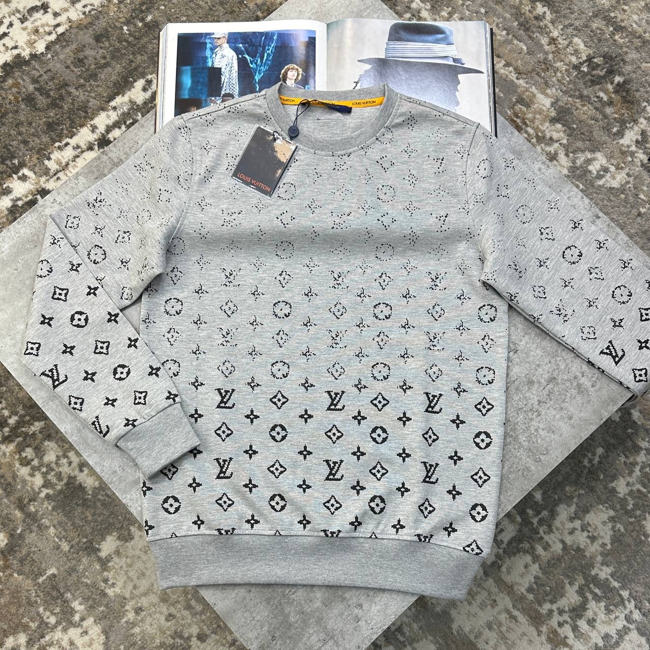 LVE FULL PRINT JUMPER GREY