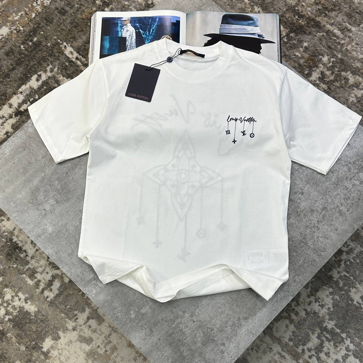LVE BACK BIG EMBROIDERY TSHIRT-WHITE