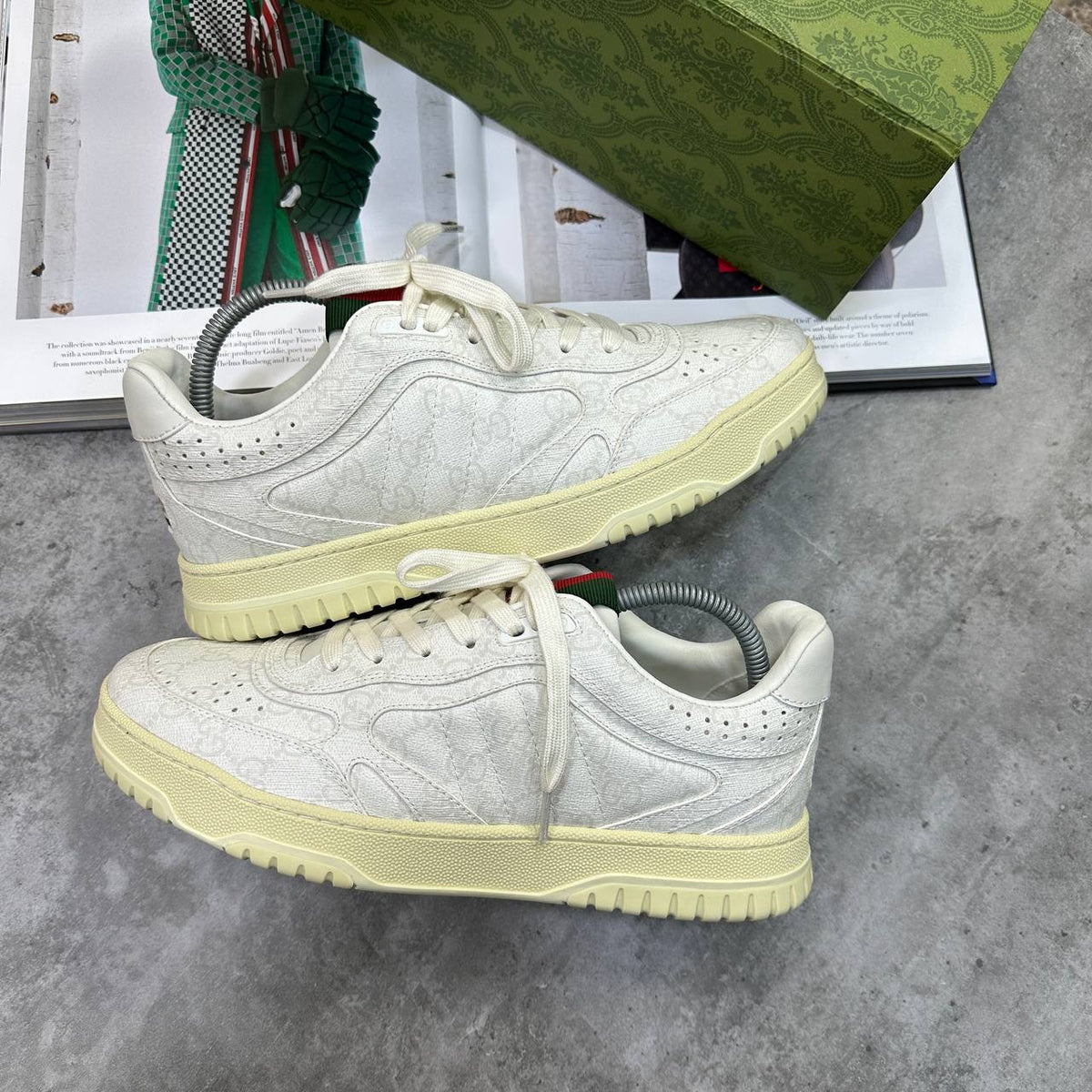 UCI TRAINER WHITE|OFFWHITE