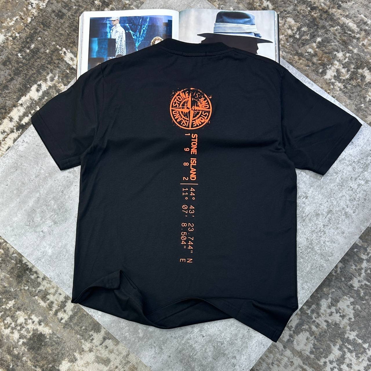 SI BACK BIG LOGO TSHIRT BLACK