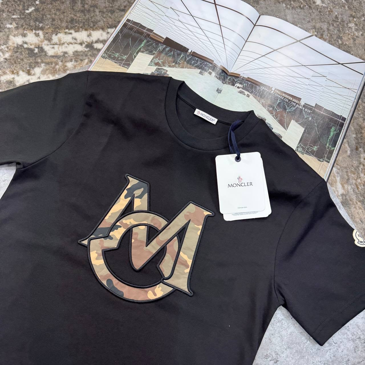 MNCR TSHIRT- BLACK